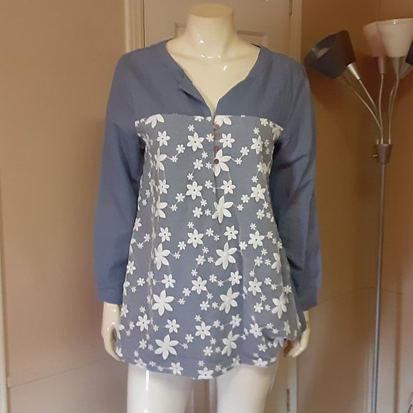 Beautiful Tops - Beautiful Blue & White Blouse